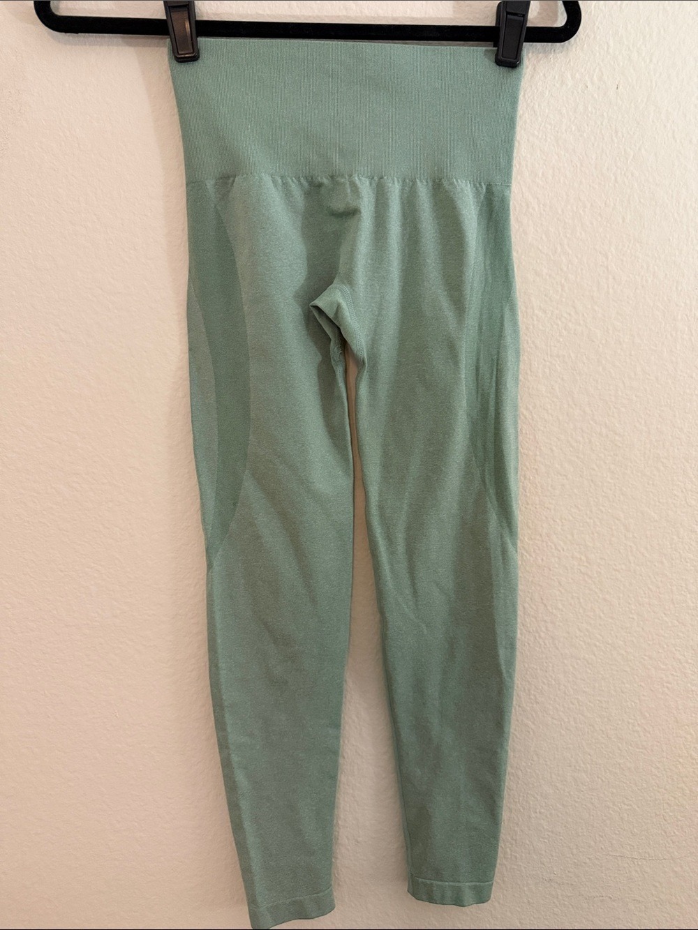 NVGTN Sage Green Seamless High Waist Leggings - Picture 3 of 3